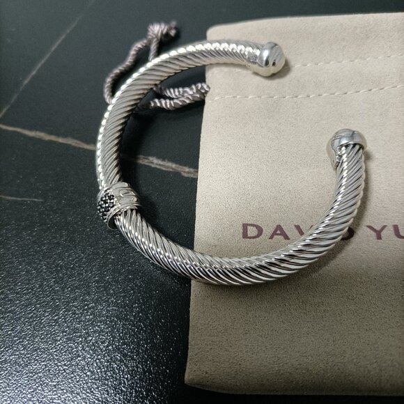 David Yurman Cable Classics Bracelet Black onyx with Pavé Diamond Station,7mm - Picture 1 of 5